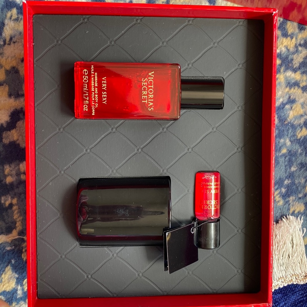 Very sexy massage &body oil, fragrance candle and small bottle of Fragrance oil